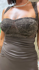 Abito Avinia Marrone