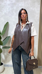 Gilet ecopelle asimmetrico