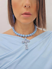 Collana choker azzurra chiaro